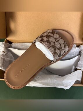 Coach Brynn Sandals 7.5 NWT - Women's
